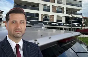 AK Parti Tire İlçe Başkanı Kadir Uğurlu'dan 'Sinek İstilası' Tepkisi