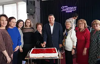 BAŞKAN OKUROĞLU YARDIM SEVENLER DERNEĞİYLE BULUŞTU