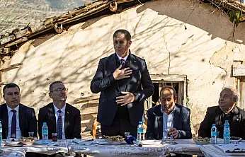 Başkan Tugay'dan Beydağ'a Ova Yolu Müjdesi