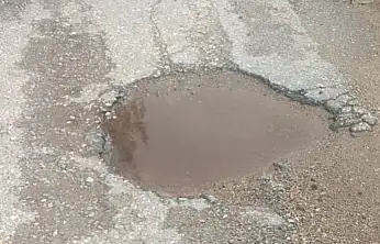 Beydağ Yukarı Aktepe'de Yol Tepkisi: 'Yıllardır Hizmet Gelmiyor'