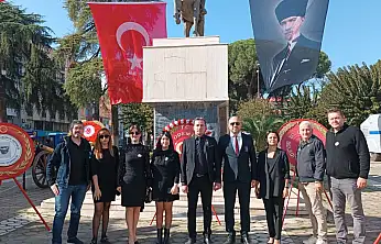 Eğitim-İş: 'Devrimlerinin İzinde Cumhuriyete Sahip Çıkıyoruz'