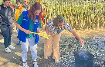 Erasmus Plus Projesi Kapsamında Bayındır'da Kuru Çiçek Merkezi Gezisi