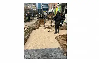 İSTİKLAL MAHALLESİ'NDE TAŞ TAMİRATI TAMAMLANDI