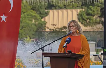 İzmir'den Dünyaya Güçlü Mesaj: 'Buradayım, İyiyim'