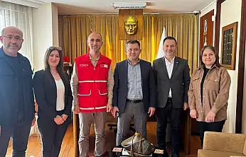 Kaymakam Erdoğan'dan Kızılay Ödemiş Şubesi'ne Teşekkür Ziyareti
