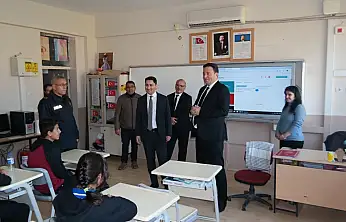 KAYMAKAM VE MİLLİ EĞİTİM MÜDÜRÜNDEN OKUL ZİYARETİ