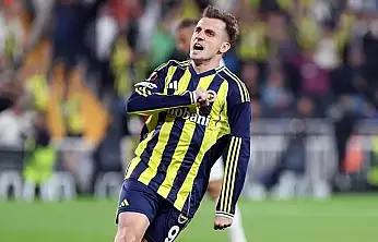 KEREM AKTÜRKOĞLU DERBİ SONRASI YALNIZ KALDI