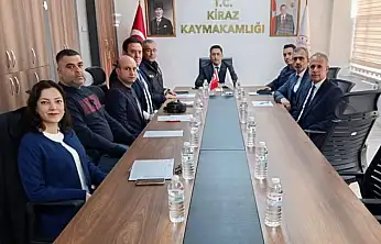 KİRAZ'DA BAĞIMLILIKLA MÜCADELE MASAYA YATIRILDI