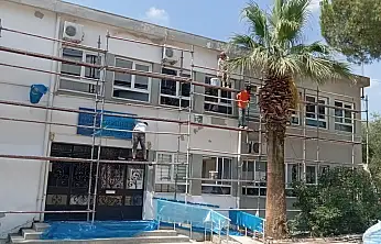 Kiraz İlçe Milli Eğitim Müdürlüğü, Geçici Süreyle Yeni Binasında Hizmet Vermeye Başladı