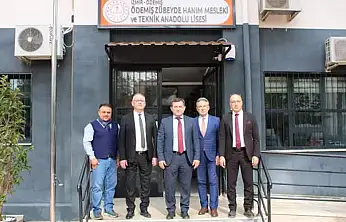 Ödemiş Kaymakamı Hakan Yavuz Erdoğan, Zübeyde Hanım MTAL'de İncelemede Bulundu
