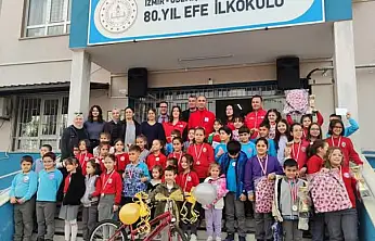 Ödemiş Kızılay'dan 80. Yıl Efe İlkokulu Öğrencilerine Teşekkür ve Hediye