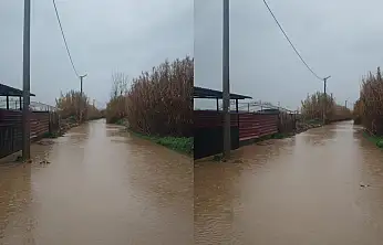 ÖDEMİŞ'TE YAĞMUR ÇİLESİ: SUNGURLU MEZARLIĞI YOLU GEÇİT VERMİYOR