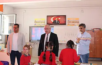 Öğrencilerin İsteklerini Dinledi: İlçe Millî Eğitim Müdürü Yolüstü İlkokulu'nda