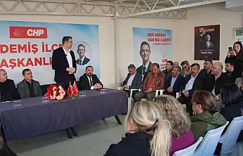 Oya Korkmaz CHP'ye katıldı