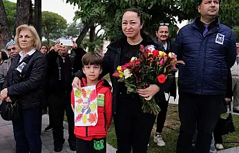 Sirenler Çaldı, Ata'ya Saygı Nöbeti Başladı