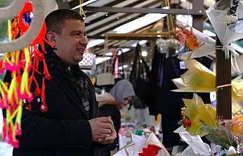 TİRE BELEDİYESİ'NDEN YILBAŞI PAZARI ZİYARETİ