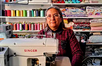 TİRE'DE BİR İLK: TERZİ ve KAFE BİRARADA