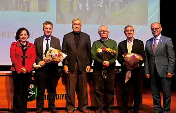 Tire'de 'Cumhuriyetten Günümüze Eğitim ve Öğretmen' Paneli Düzenlendi