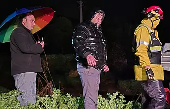 Tire'de etkili olan sağanak yağış sonrası Sarılar