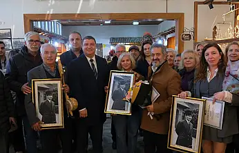 Tire'de 'Zeybekler Zamanı' Sergisi Sanatseverlerle Buluştu