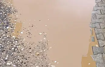 Umurbey Mahallesi Sular Altında: 'İşyerimize Sal İle Giriyoruz!'