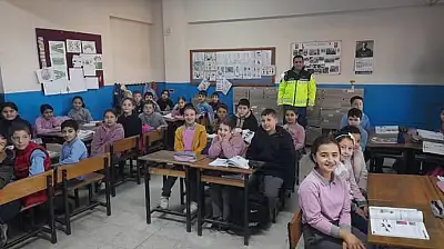 KİRAZ'DA ÖĞRENCİLERE TRAFİK GÜVENLİĞİ EĞİTİMİ VERİLDİ