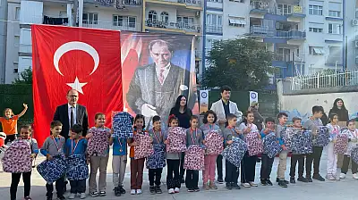 Kurtuluş İlkokulu'na Rekor Kan Bağışı Ödülü