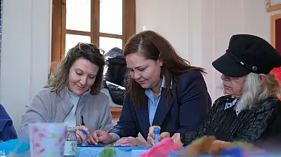 Tire Belediyesi'nden el emeğini sanata dönüştüren kurs