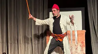 Tire Belediyesi Oda Tiyatrosu, Salihli'de Çocuklarla Buluştu