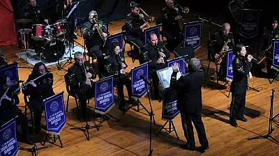 TİRE BELEDİYESİ TARİHİ ARMONİ BANDOSU'NDAN MÜZİK ZİYAFETİ