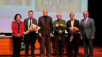 Tire'de 'Cumhuriyetten Günümüze Eğitim ve Öğretmen' Paneli Düzenlendi