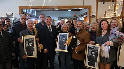 Tire'de 'Zeybekler Zamanı' Sergisi Sanatseverlerle Buluştu