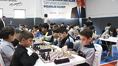 Truva Akademi'nin Minik Satranç Ustalarından Büyük Başarı