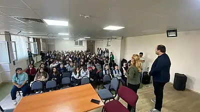 Ülkü Ocakları'ndan Ödemiş'te Öğrencilere Tanıtım Etkinliği