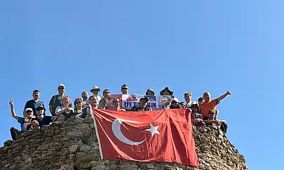 Balabanlı Kalesi'ne Zafer Bayramı Yürüyüşü