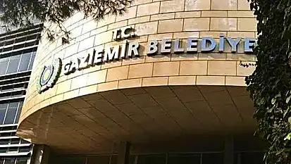 Başkan Işık Basınla Toplantıdayken Belediye Önünde Grev Vardı