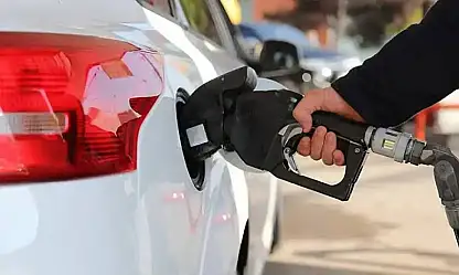 Akaryakıta Yeni Zam Kapıda: Benzin ve Motorin Fiyatları Yine Yükseliyor