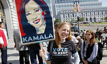 Kamala Harris'in seçim kampanyasına son 24 saatte 81 milyon dolar bağış yapıldı