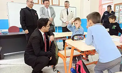 Kiraz Kaymakamı Karahan'dan Okul Ziyareti
