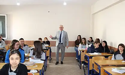 Sunullah Desticioğlu, Mesleki Eğitim Merkezinde Öğrencilerle Bir Aradaydı
