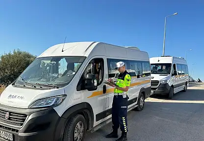 İzmir'de Okul Servislerine Jandarma Denetimi