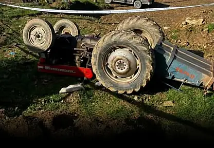 ÖDEMİŞ'TE TRAKTÖR FACİASI: 52 YAŞINDAKİ SÜRÜCÜ YAŞAMINI YİTİRDİ