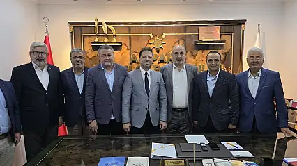 AK Parti Tire İlçe Başkanlığı, 5. Bölge Yerel Yönetimler Toplantısına Ev Sahipliği Yaptı