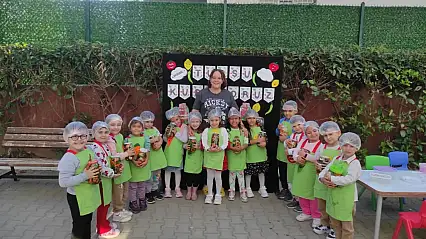 Minik Eller İş Başında: Tire'de Öğrenciler Kışa Hazırlanıyor