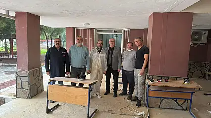 Ödemişli Öğretmenlerden Örnek Davranış: Ara Tatilde Okullarını Yenilediler