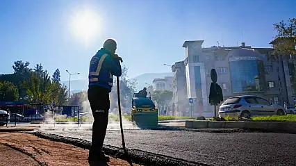 Refet Saygılı Caddesi'nde Asfaltlama Başladı