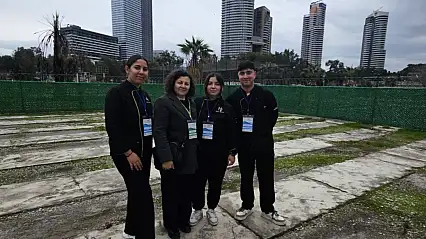 Zübeyde Hanım MTAL'den bronz madalya