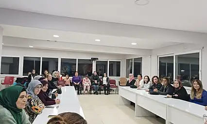 AK Parti Ödemiş Kadın Kolları Yönetim Kurulu Toplantısı Gerçekleştirildi