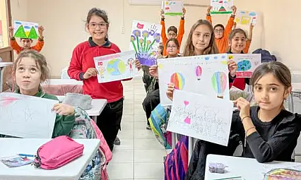 Bayındır Gençlik Merkezi'nde Minik Eller, Büyük Hayaller