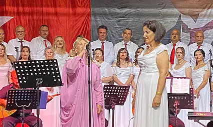 Bedia Akartürk'ten Yöresel Ezgilerle Dolu Unutulmaz Gece
